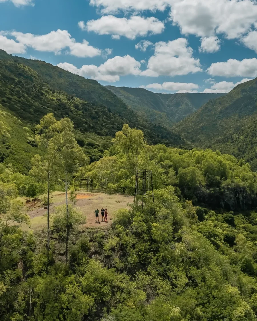 BLACK RIVER GORGES Forest Hike 350mD+