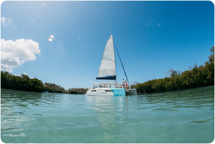 Private Catamaran — Northern Islands (Full Day)